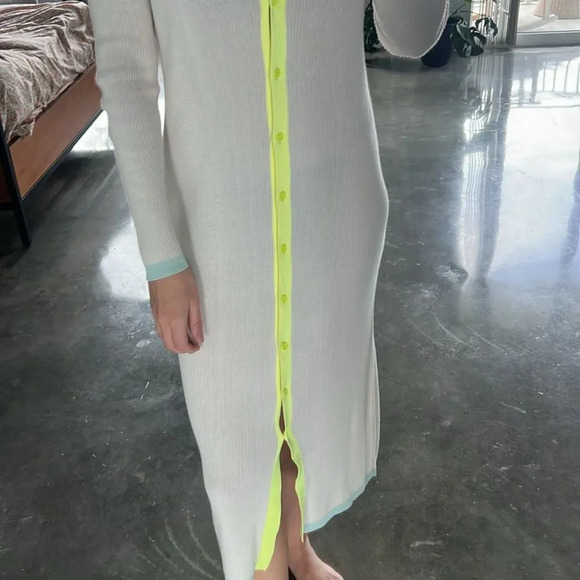 Alice + Olivia Knit Midi Dress - Picture 5 of 11